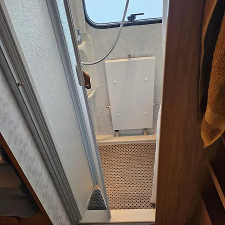 Prosper Caravan Tromso-free Parking I Have Also Same Place, 4 People 아파트 *