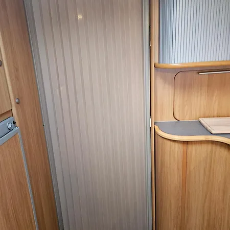 Prosper Caravan Tromso-free Parking I Have Also Same Place, 4 People