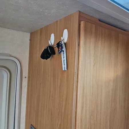 Prosper Caravan Tromso-free Parking I Have Also Same Place, 4 People 아파트 트롬쇠