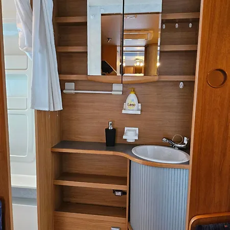 Prosper Caravan Tromso-free Parking I Have Also Same Place, 4 People 公寓