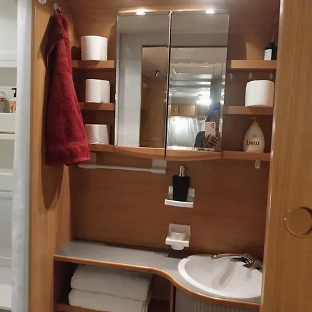 Prosper Caravan Tromso-free Parking I Have Also Same Place, 4 People