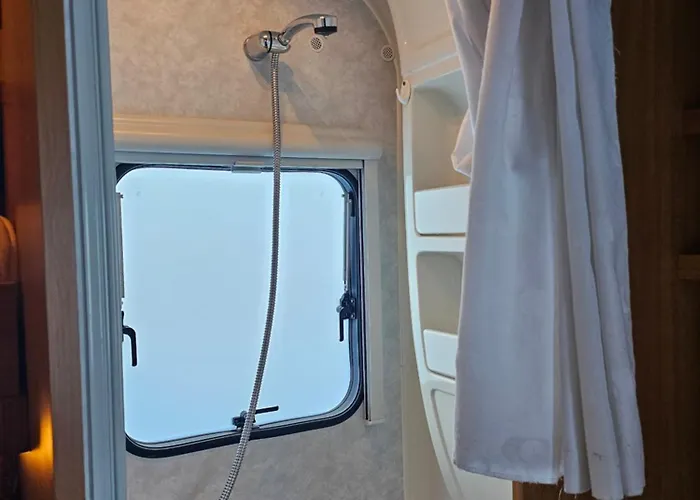 公寓 Prosper Caravan Tromso-free Parking I Have Also Same Place, 4 People *