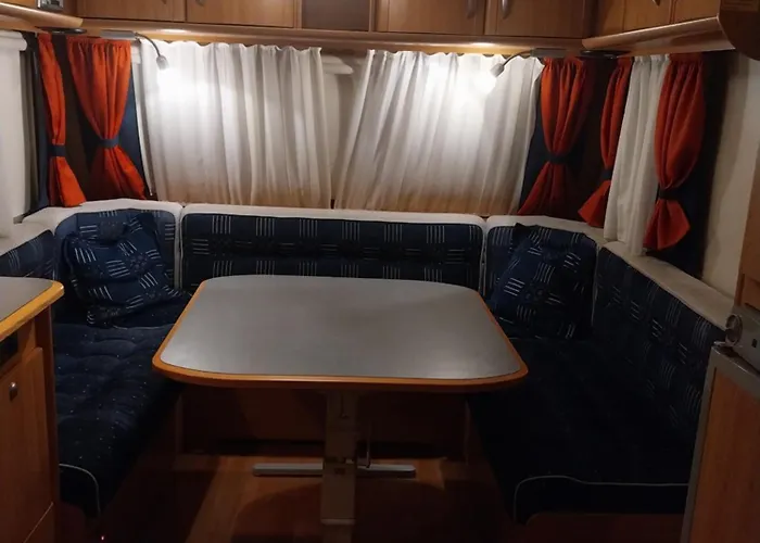 Prosper Caravan Tromso-free Parking I Have Also Same Place, 4 People * Tromsø