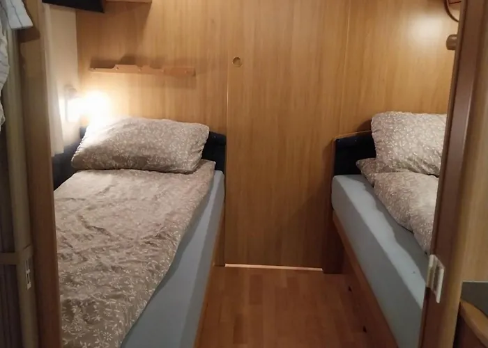 Apartament Prosper Caravan Tromso-free Parking I Have Also Same Place, 4 People Tromsø
