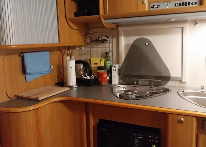 Apartament Prosper Caravan Tromso-free Parking I Have Also Same Place, 4 People Tromsø